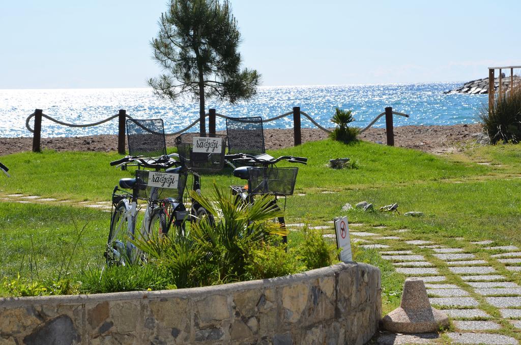 Aregai Marina Hotel & Residence Santo Stefano al Mare Exterior photo